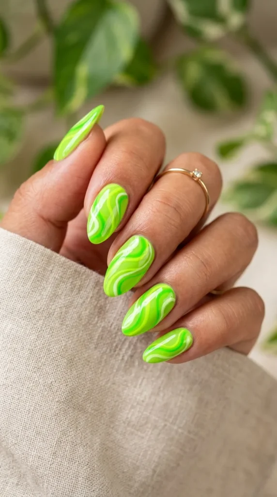 lime-green-swirl-nails